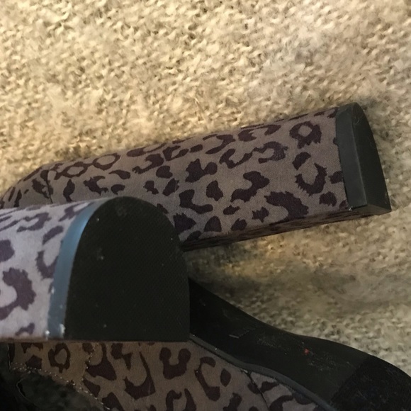 Forever 21 size 7 platform heel - Picture 6 of 7